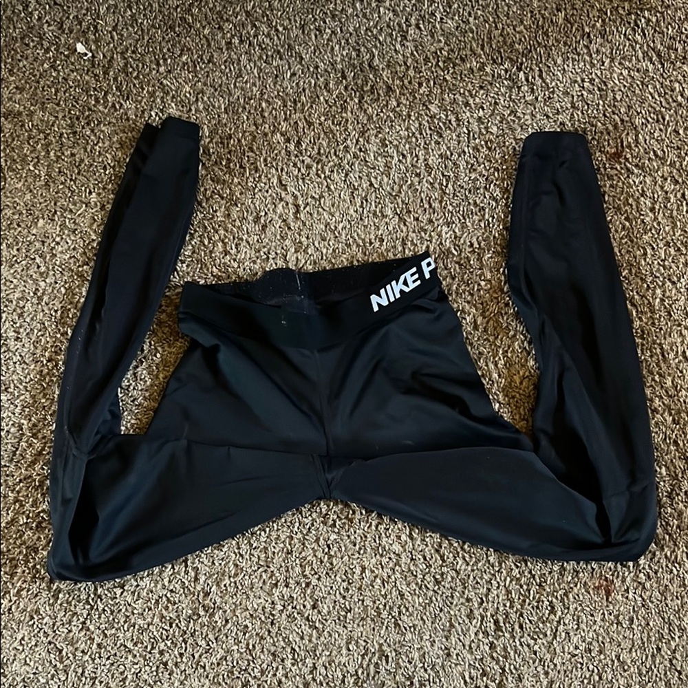 Nike Black High-Waisted Athletic Leggings